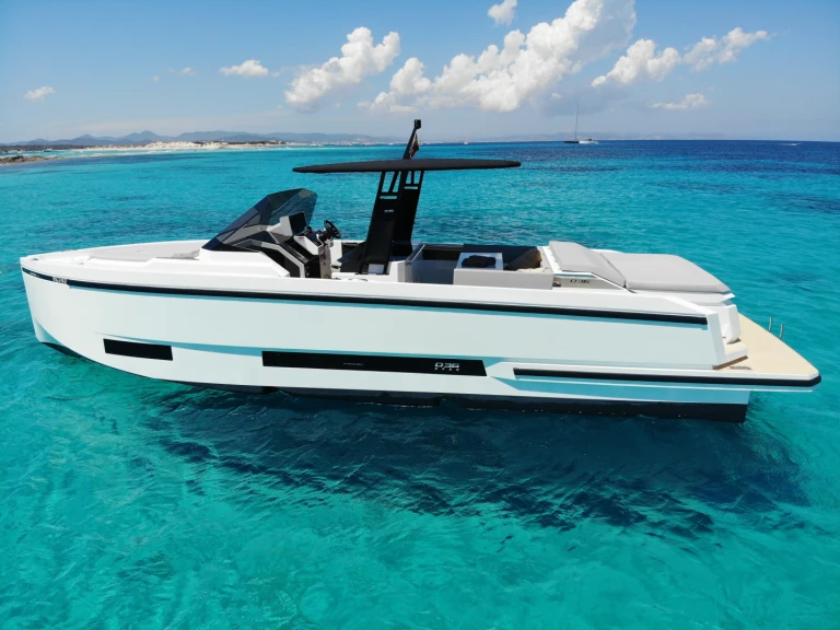 Wynajmij De Antonio d36 w Marina Botafoch