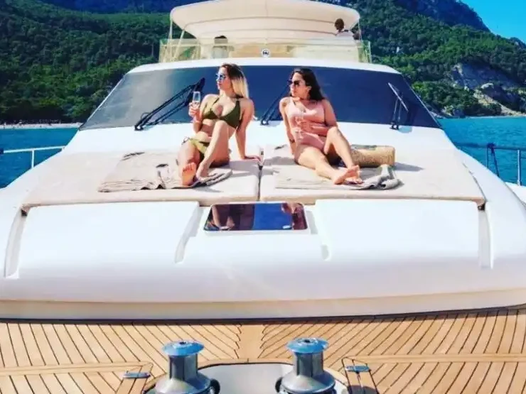 Wynajem Żaglowiec Custom z patentem 