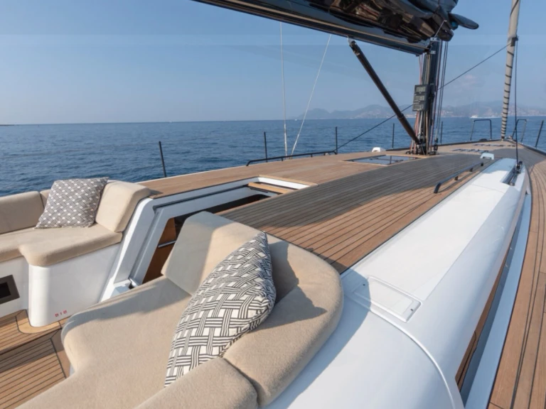 Żaglowiec do wynajmu w Ibiza Town w najlepszej cenie