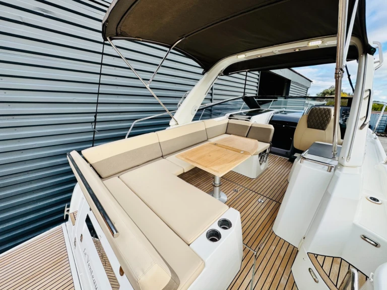 Wynajmij Jeanneau Leader 30 w Fréjus