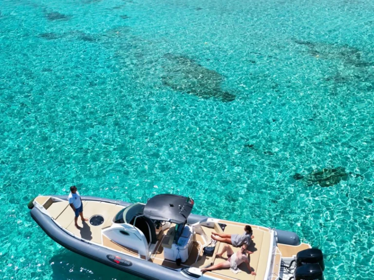 Wynajem łodzi Altamarea WAVE 35 w La Maddalena na SamBoat 