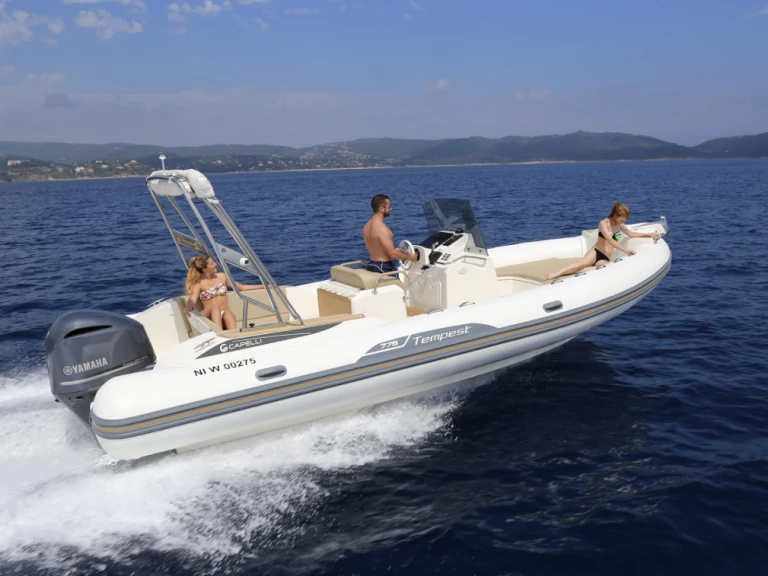 Wynajem w Saint-Florent- Capelli Tempest 775 Open na SamBoat
