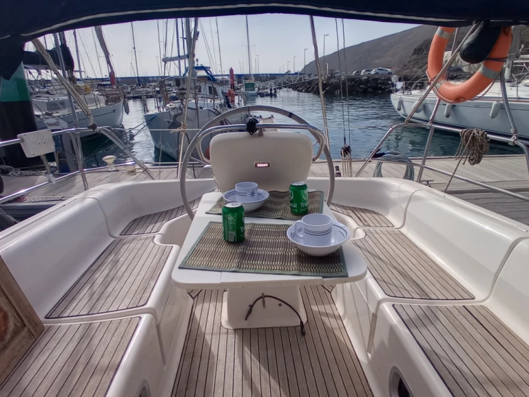Wynajem łodzi Fuerteventura tanio Bavaria 38 Holiday