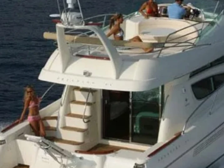 Wynajmij Jeanneau Prestige 460 Fly w Vigo