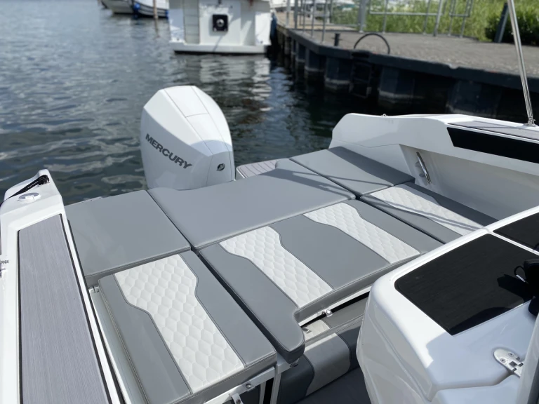 Wynajem Motorówka w Fleesensee - Karnic Karnic SL 702