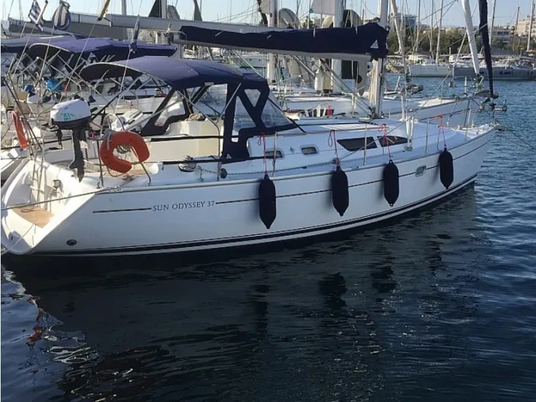 Wynajem łodzi Alimos tanio Sun Odyssey 37