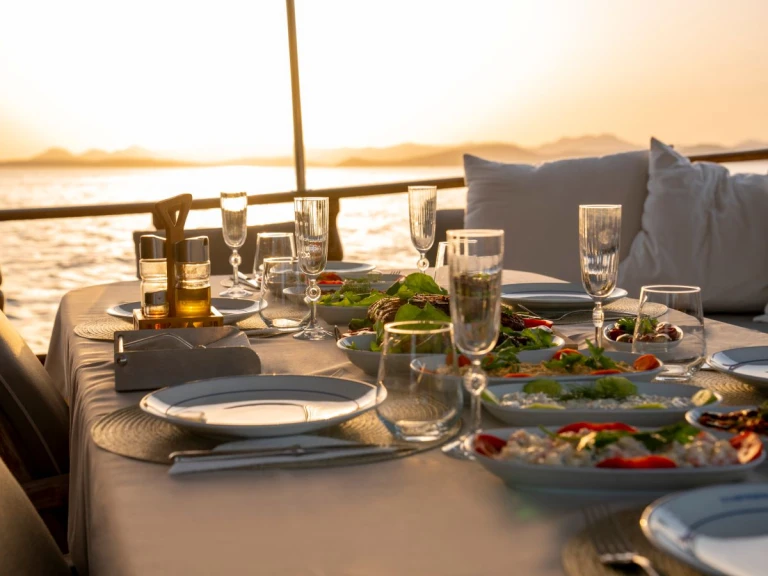 Żaglowiec do wynajmu w Bodrum w najlepszej cenie