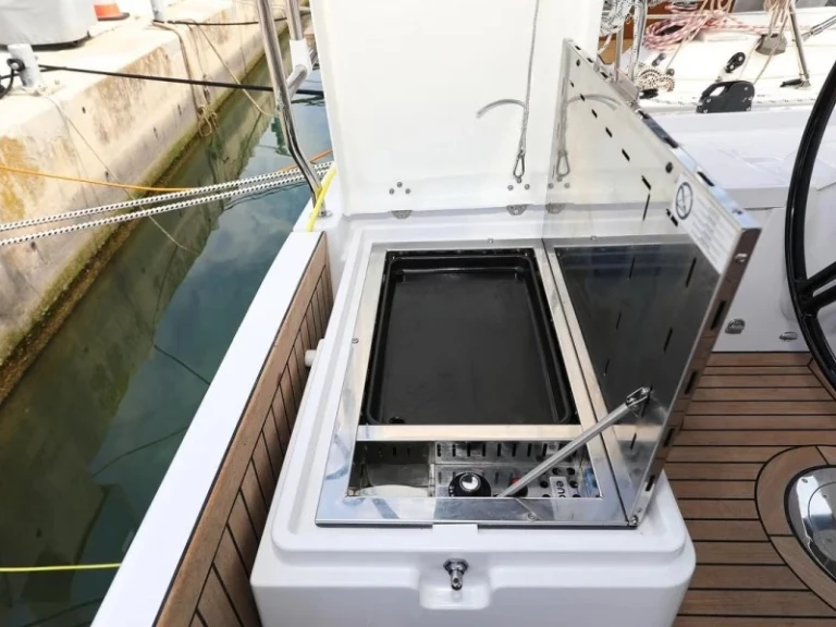 Wynajem Żaglowiec Elan z patentem 