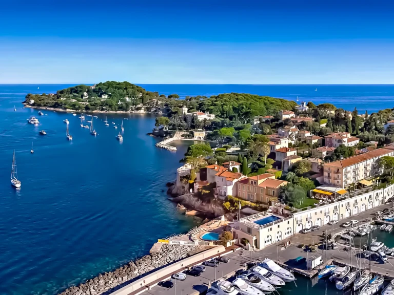 Wynajem Motorówka w Beaulieu-sur-Mer - Jeanneau Prestige 34