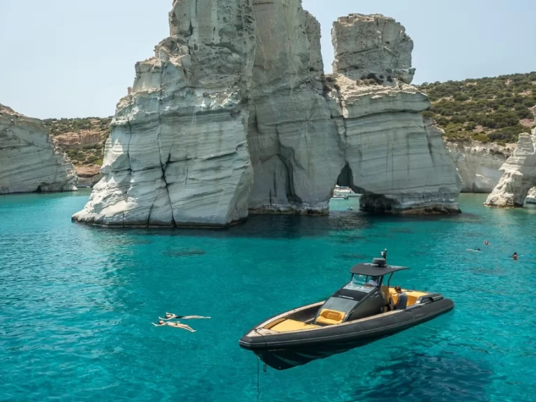 Wynajmij Motorówka z lub bez skippera Technohull w Lavrio