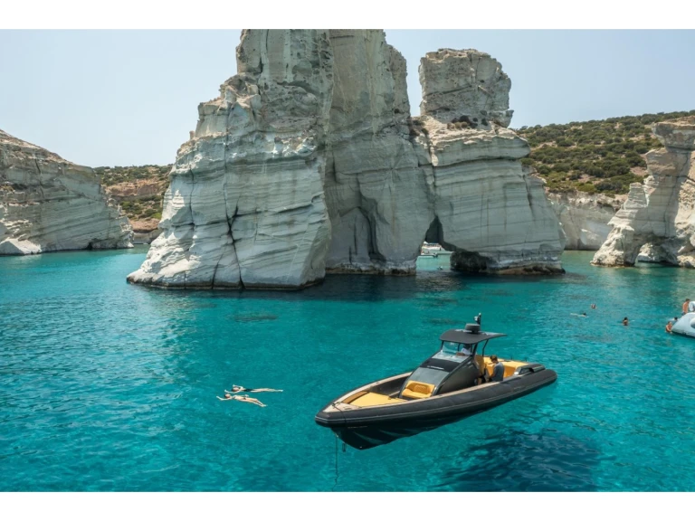 Motorówka do wynajmu w Lavrio w najlepszej cenie