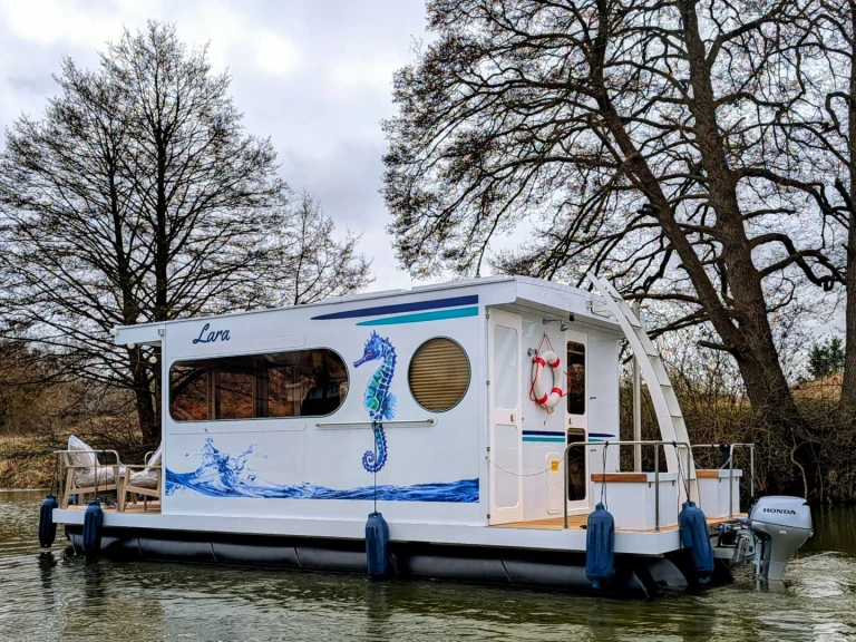 Rollyboot Max między profesjonalistami a osobami prywatnymi w Lübz