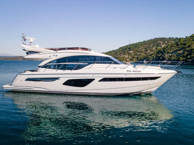 Wynajem w Cannes- Princess 55F na SamBoat