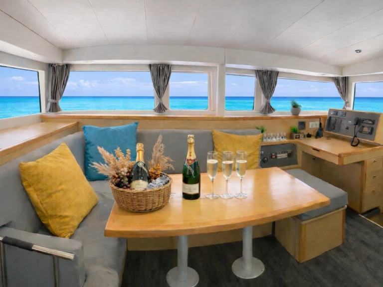 Wynajmij Katamaran z lub bez skippera Lagoon w Sant Antoni de Portmany