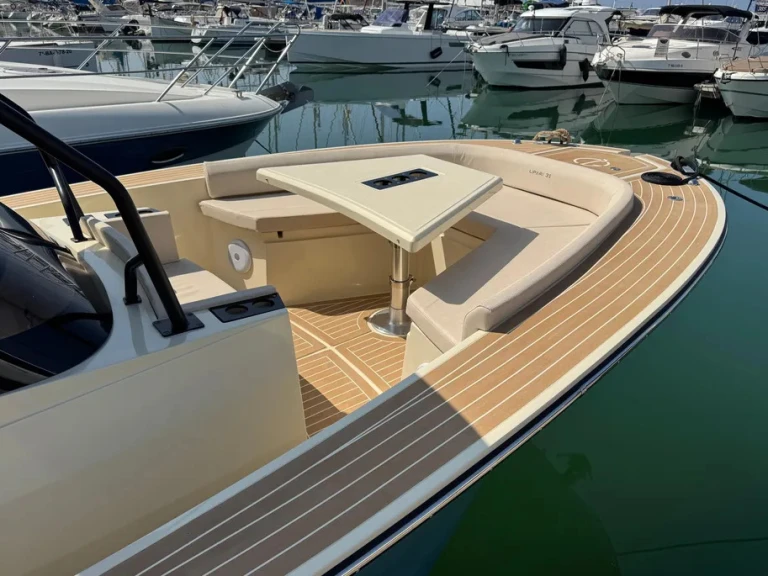 Wynajem Motorówka w Amalfi - Lilybaeum Yacht Lipari 31