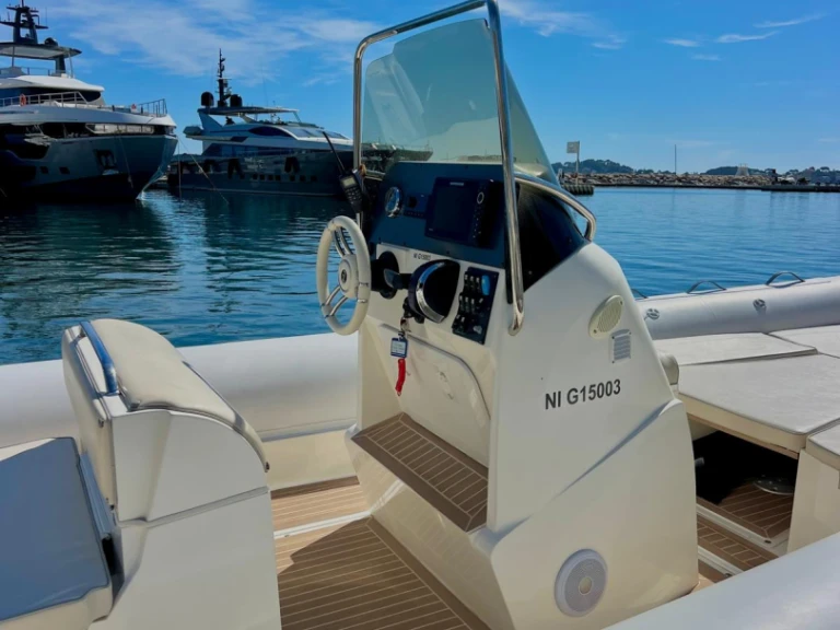 Wynajem łodzi Nuova Jolly NJ 700 XL w Beaulieu-sur-Mer na SamBoat 