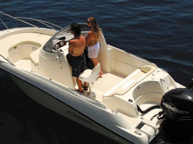 Wynajem łodzi odyssea 8M w Laganás na SamBoat 