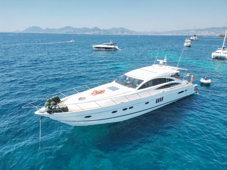 Wynajem w Vieux Port de Cannes- Princess Princess V70 na SamBoat