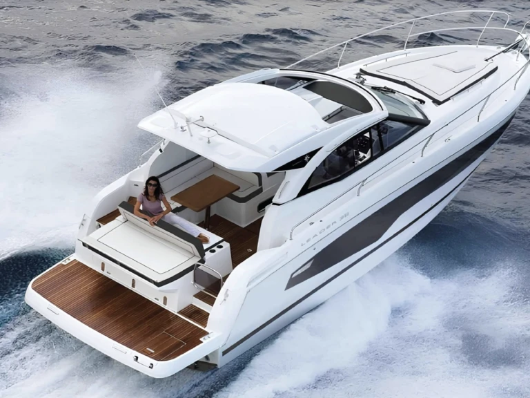 Wynajem łodzi Cannes tanio Leader 36