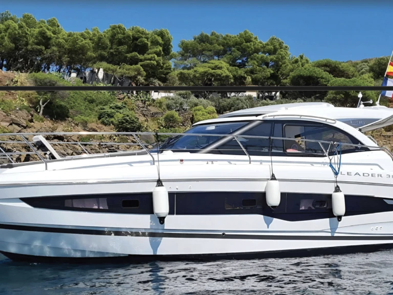 Wynajem Motorówka w Cannes - Jeanneau Leader 36