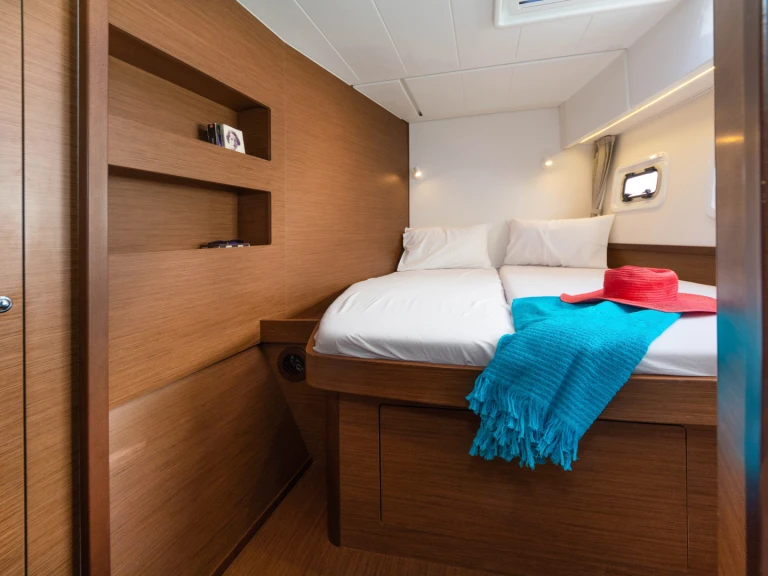 Wynajem łodzi Skiathos tanio Lagoon 42