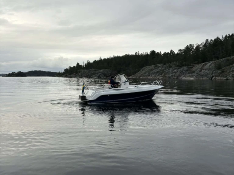 Wynajmij Uttern S64 Exklusive  w Sztokholm