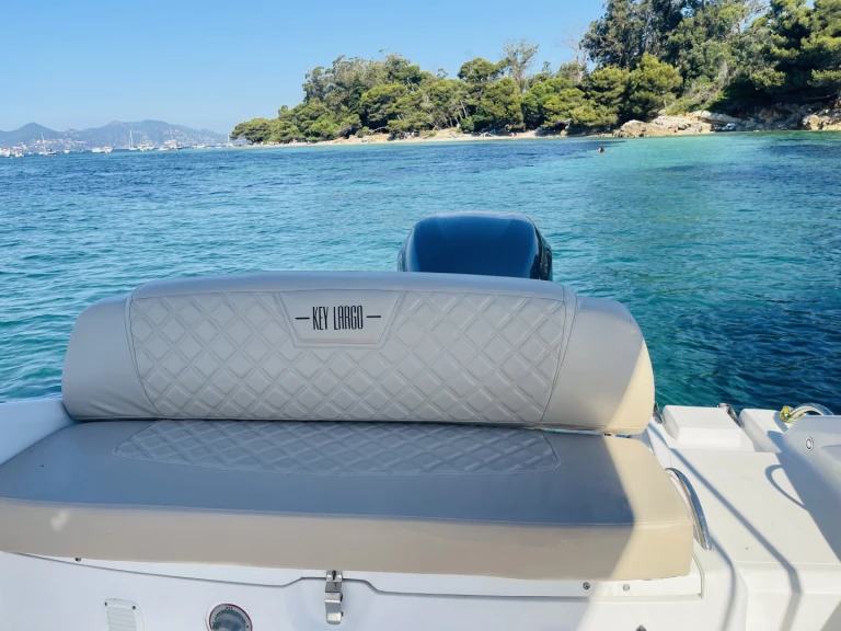 Wynajem Motorówka Sessa Marine z patentem 