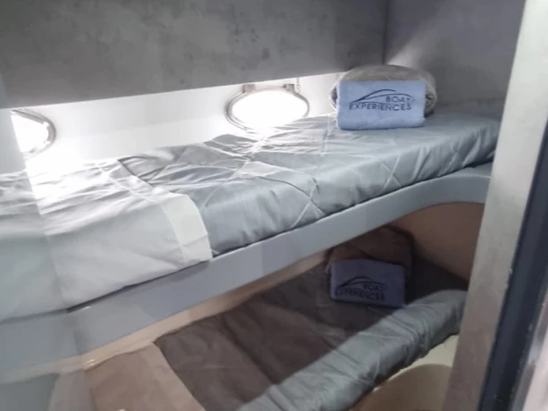 Partenautica Elite 42 między profesjonalistami a osobami prywatnymi w Positano