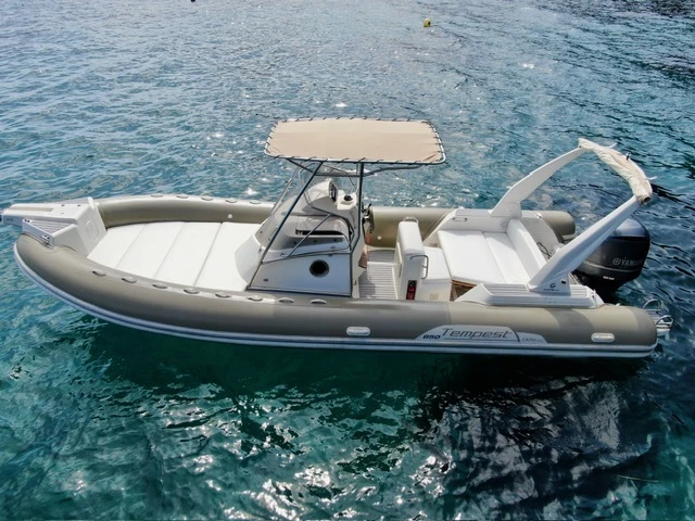 Wynajem łodzi Cavalaire-sur-Mer tanio Tempest 850 Open