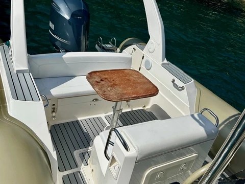 Wynajem łodzi Capelli Tempest 850 Open w Cavalaire-sur-Mer na SamBoat 