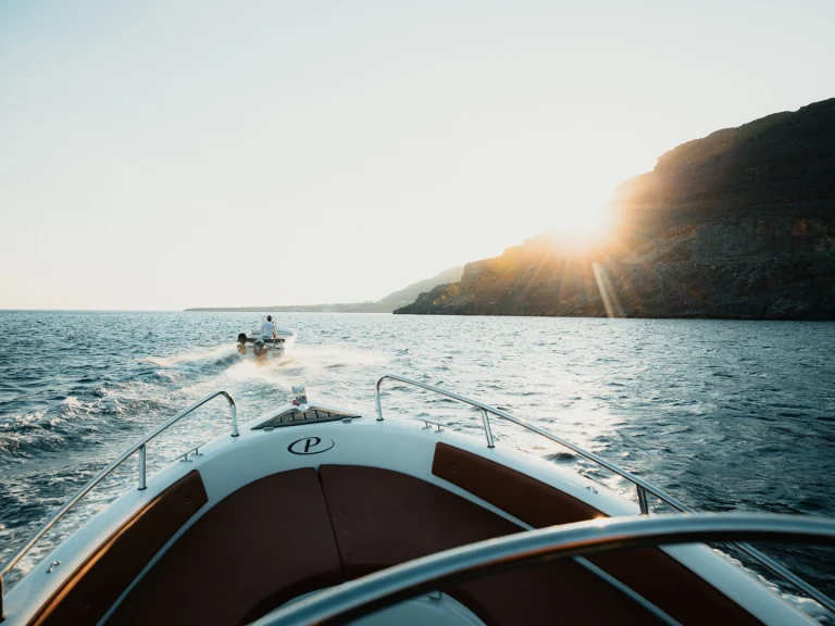 Wynajmij Motorówka z lub bez skippera Poseidon w Órmos Makry-Gialoú