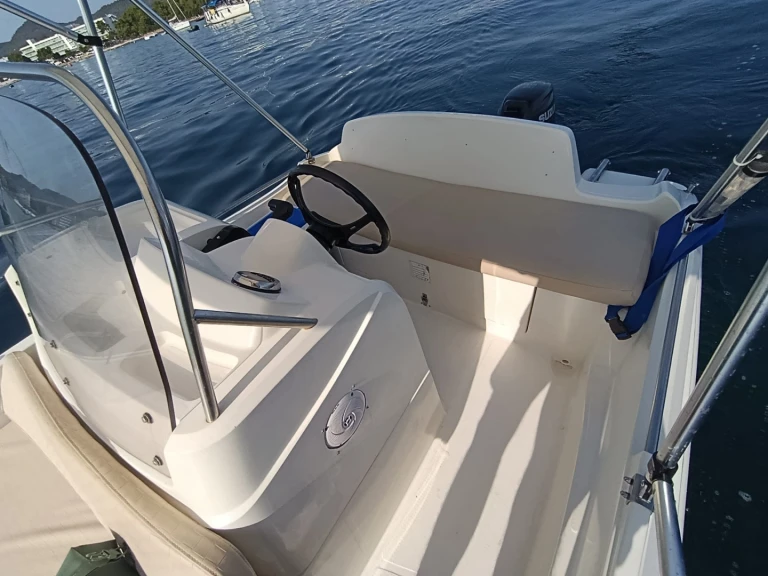 Wynajmij Motorówka z lub bez skippera Remus w Sant Antoni de Portmany