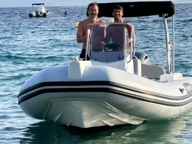 Wynajem w Roses- Capelli F130LA na SamBoat