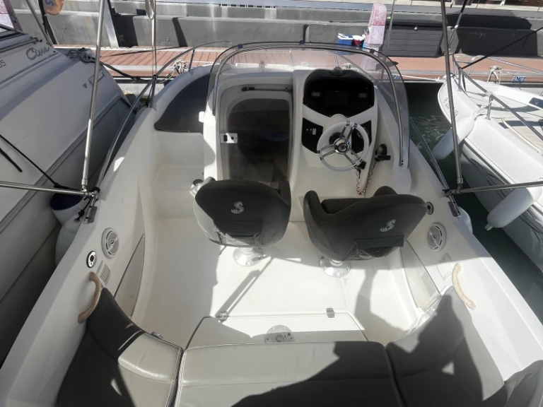 Wynajem w Sitges- Zodiac Medline 2  na SamBoat