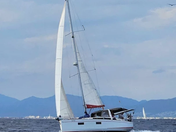 Wynajem łodzi Bénéteau Oceanis 38.1 w l'Escala na SamBoat 