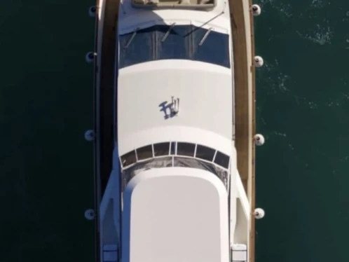 Wynajem łodzi Salerno tanio Falcon 80 Fly