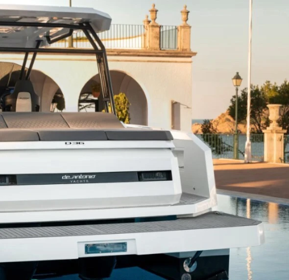 Motorówka do wynajmu w Pozzuoli w najlepszej cenie