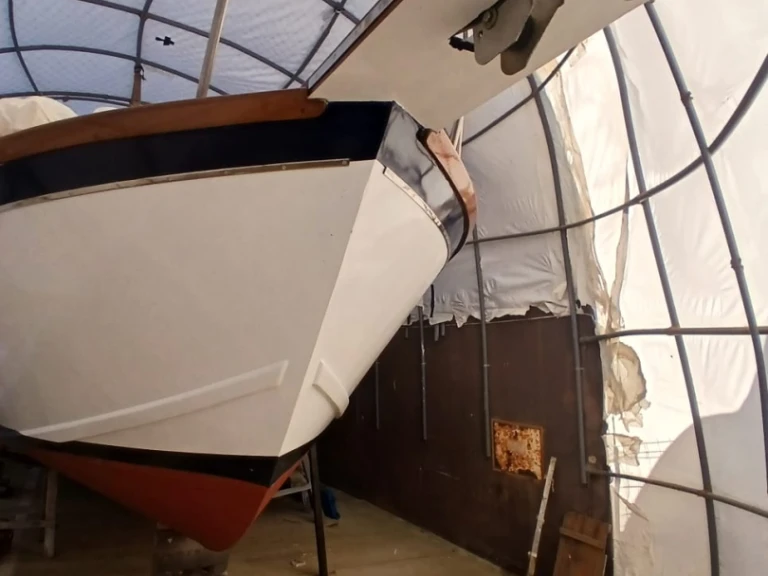 Wynajmij Motorówka z lub bez skippera Cris-Craft w Mahon