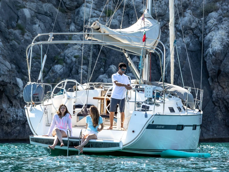 Wynajem w Sines- Bavaria Bavaria 40 Cruiser na SamBoat