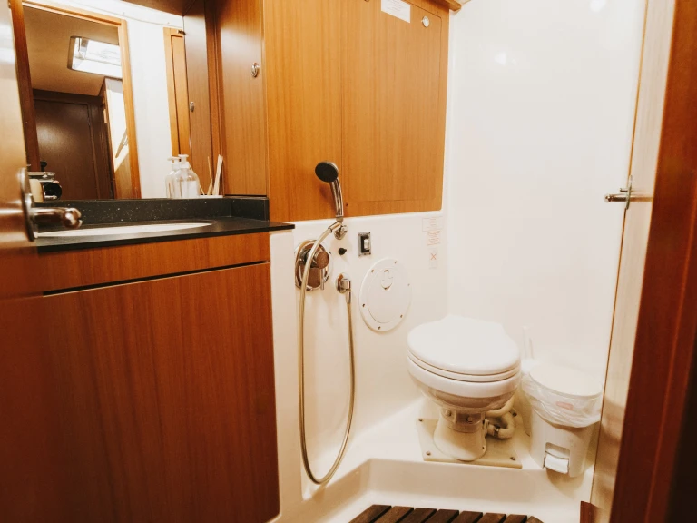 Wynajem w Adeje- Bavaria Cruiser 55 na SamBoat