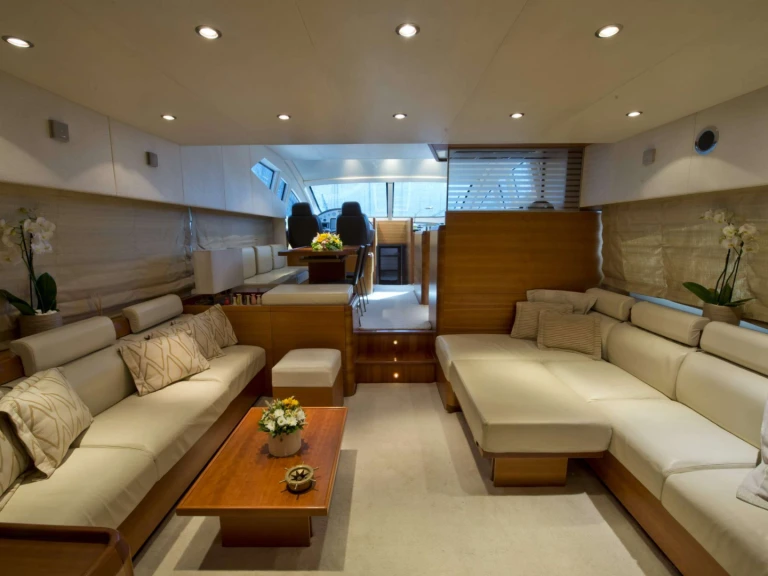 Wynajmij Luksusowy jacht z lub bez skippera Aicon w Eleusis