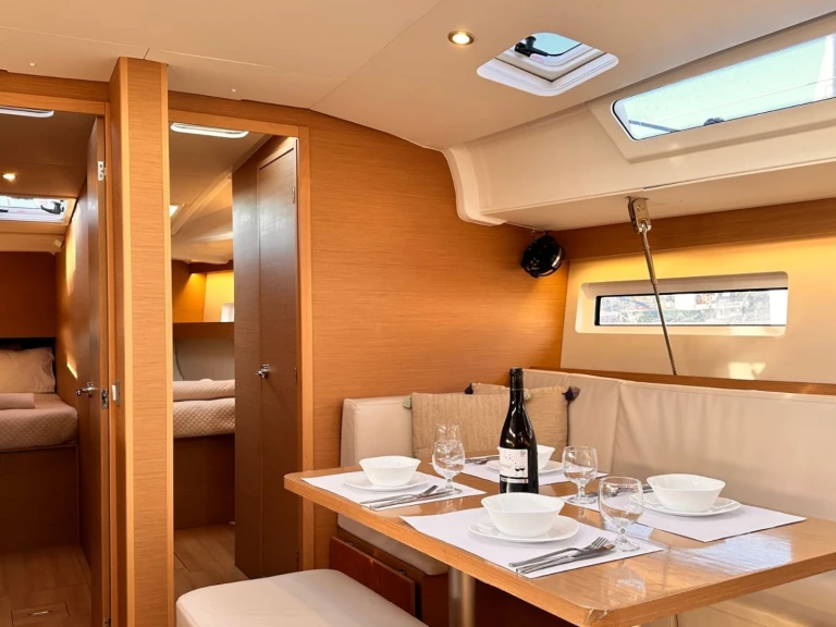Wynajmij Jeanneau Sun Odyssey 490 w Fanári