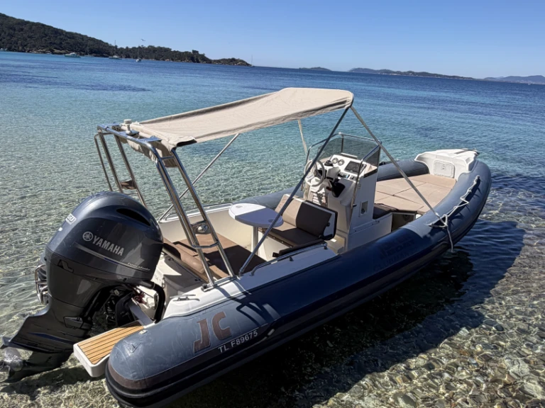 Wynajmij sportis MC56 w Gapeau