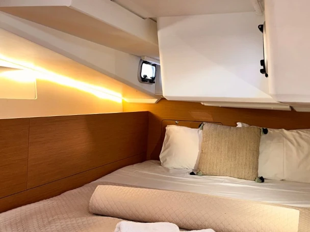 Wynajmij Jeanneau Sun Odyssey 490 w Keramotí