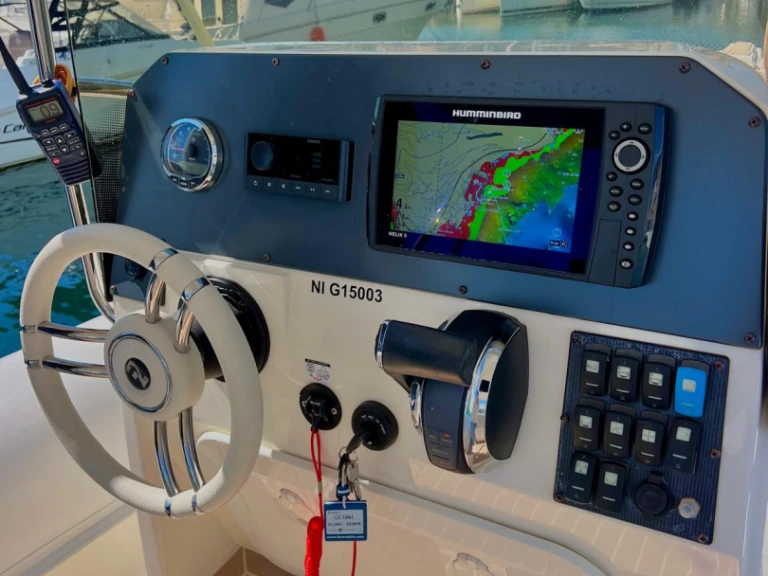 Wynajmij Łódż półsztywna z lub bez skippera Nuova Jolly w Saint-Jean-Cap-Ferrat