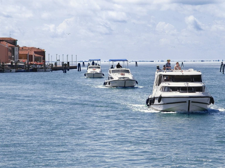 Wynajem Luksusowy jacht w Casale sul Sile - Houseboat Holidays Italia S.R.L. Minuetto 6