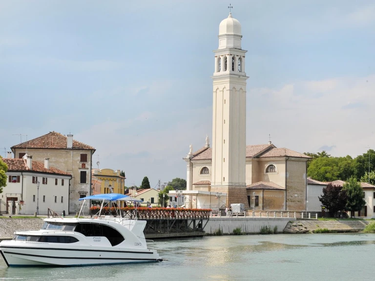 Wynajmij Luksusowy jacht z lub bez skippera Houseboat Holidays Italia S.R.L. w Casale sul Sile