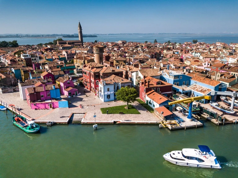 Wynajmij Luksusowy jacht z lub bez skippera Houseboat Holidays Italia S.R.L. w Casale sul Sile