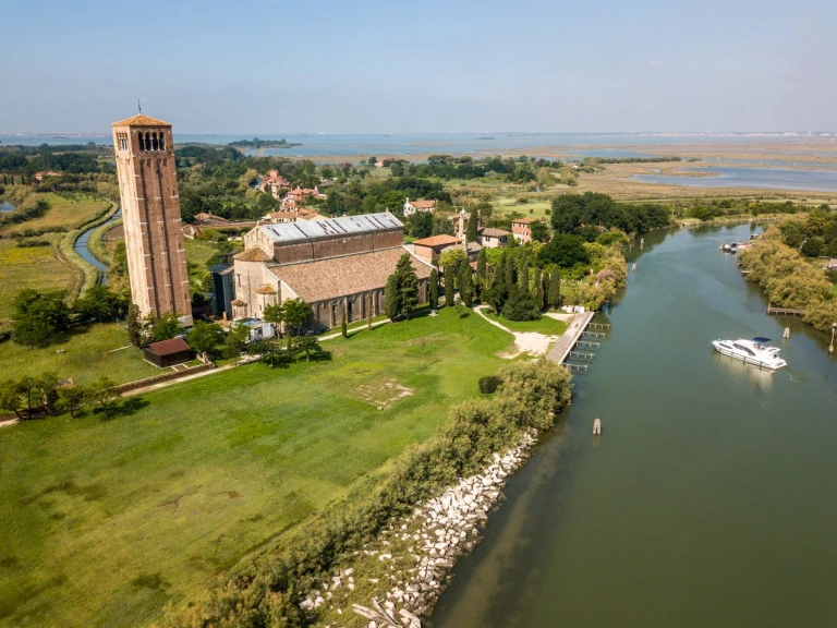 Wynajem Luksusowy jacht Houseboat Holidays Italia S.R.L. z patentem 