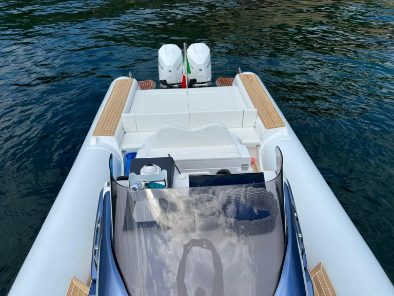 Wynajmij Italiamarine Salina 33 w Neapol